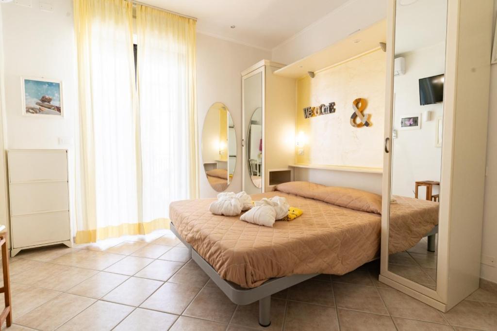Hotel Byron Μιλάνο Μαριτίμα Εξωτερικό φωτογραφία