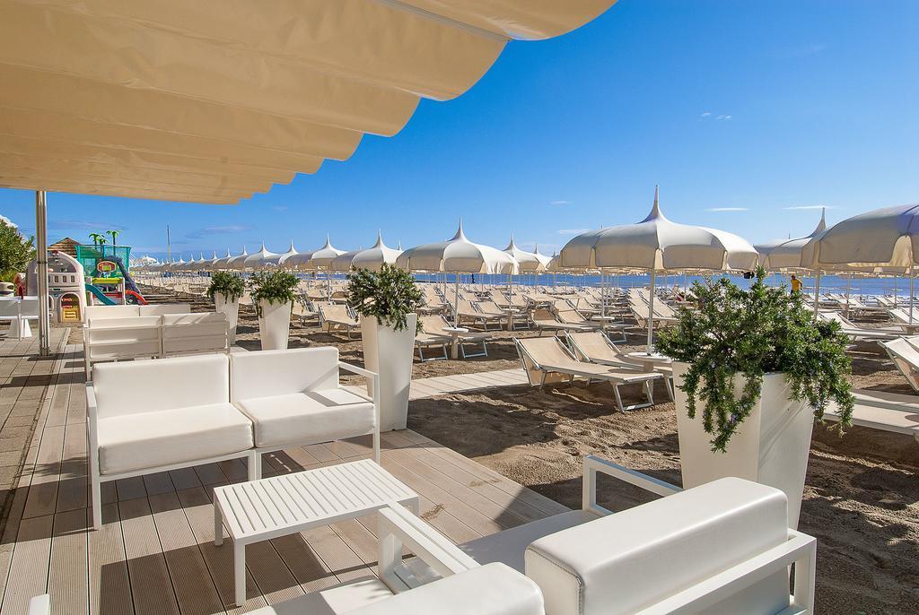 Hotel Byron Μιλάνο Μαριτίμα Εξωτερικό φωτογραφία