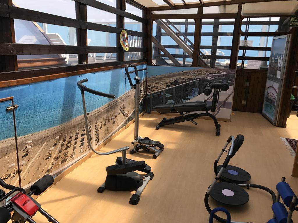 Hotel Byron Μιλάνο Μαριτίμα Εξωτερικό φωτογραφία