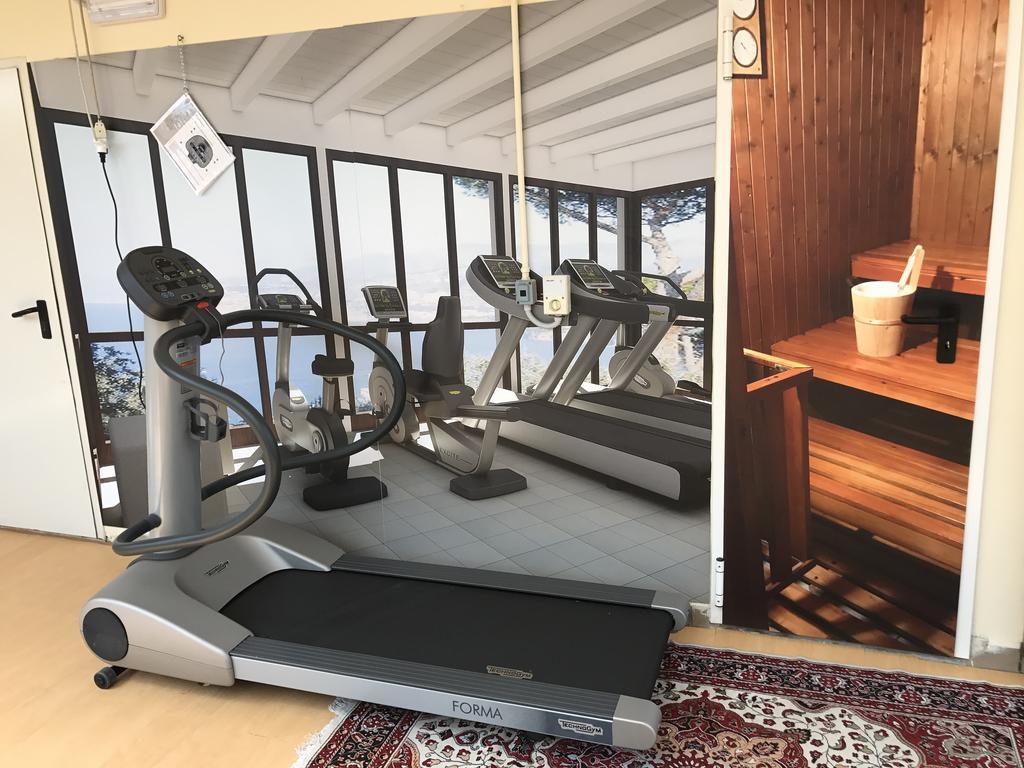 Hotel Byron Μιλάνο Μαριτίμα Εξωτερικό φωτογραφία