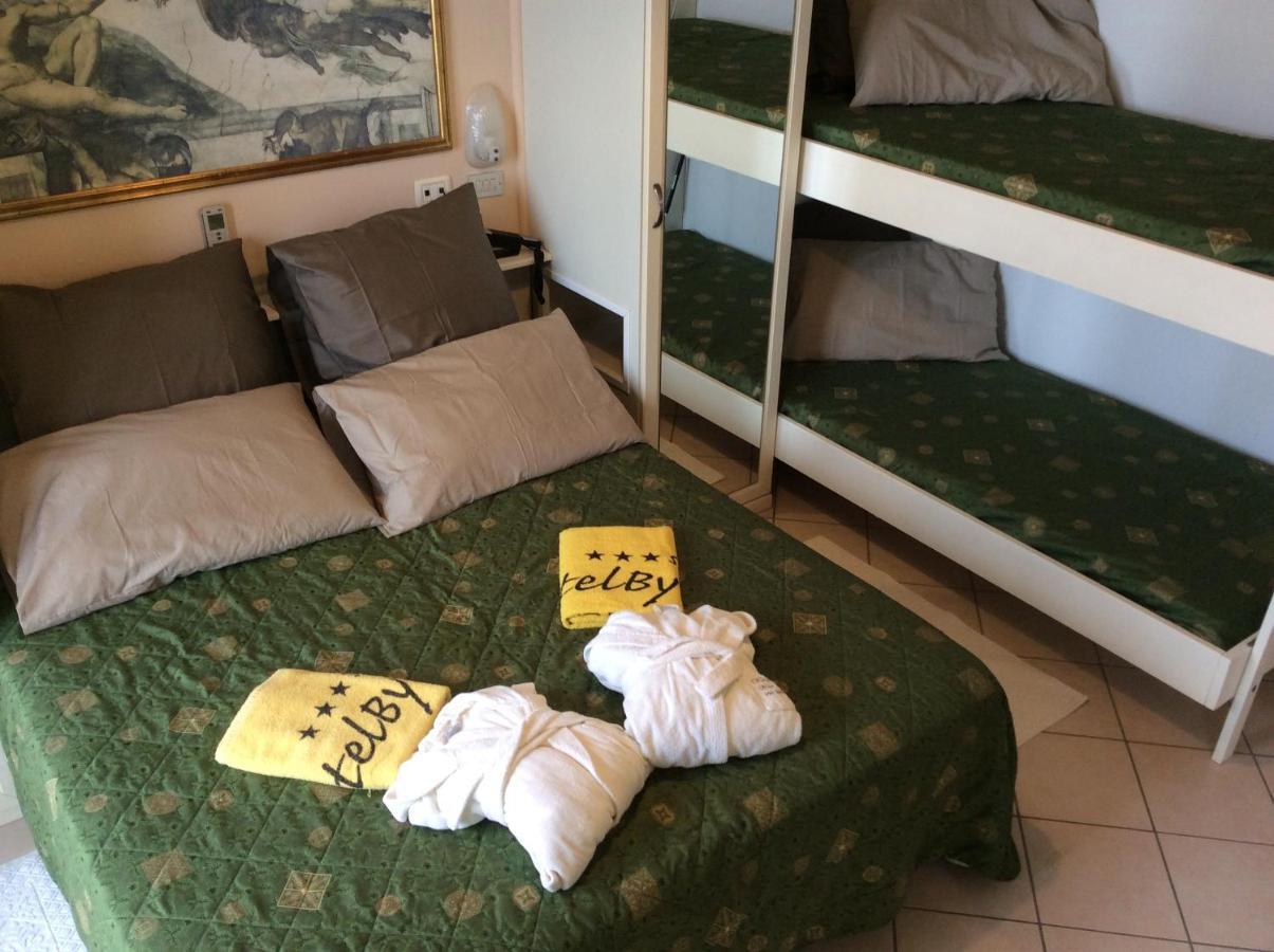 Hotel Byron Μιλάνο Μαριτίμα Εξωτερικό φωτογραφία